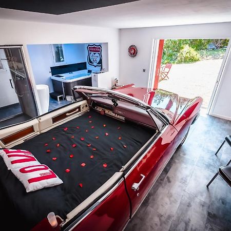 Love Room 66 Villecroze Exterior photo